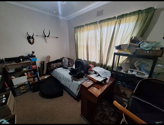 3 BEDROOM HOUSE FOR SALE IN VANDERBIJLPARK SE 2